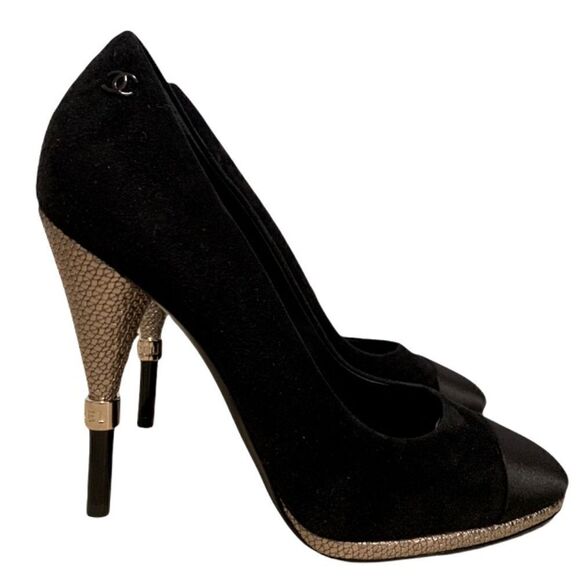 ❤️SOLD❤️CHANEL Interlocking CC Logo Suede Pumps 38 - Picture 5 of 14